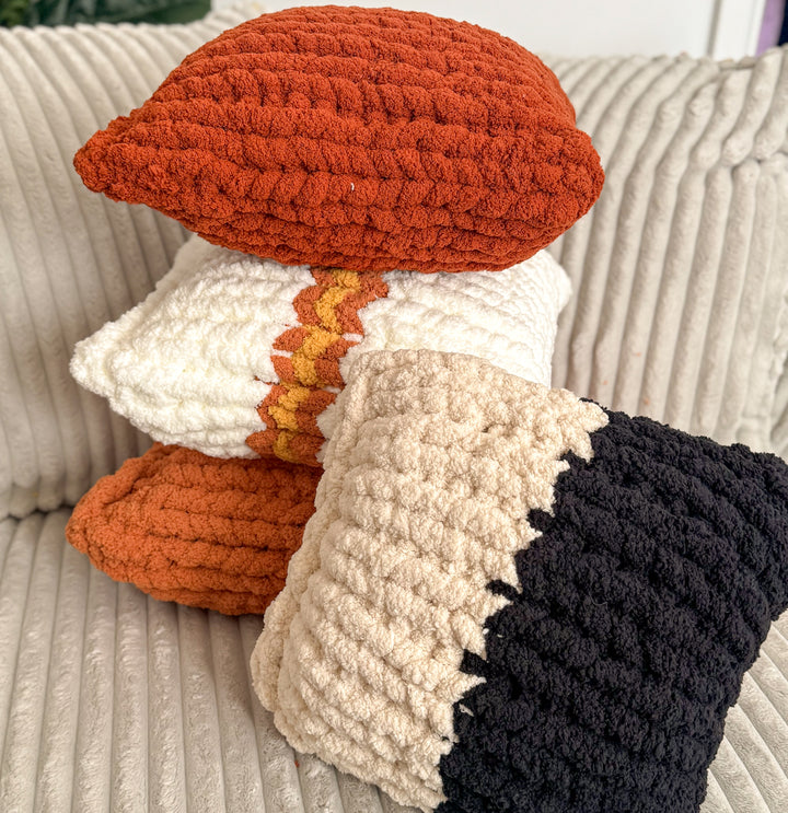 Hand-knitted cushion — PDF pattern + Video tutorial